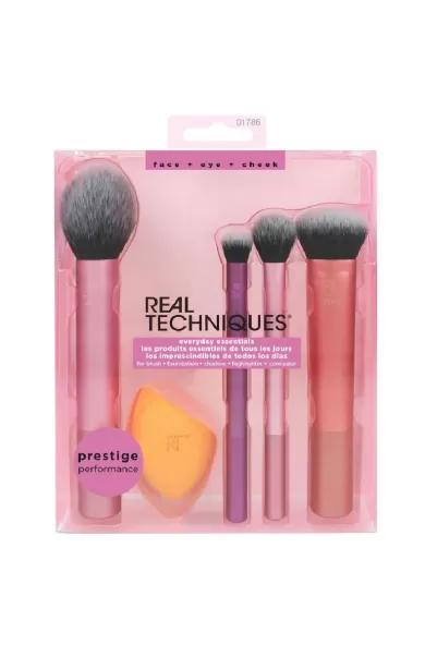 Real Techniques Eyeryday Essentials Brush Kit X4 + Sponge